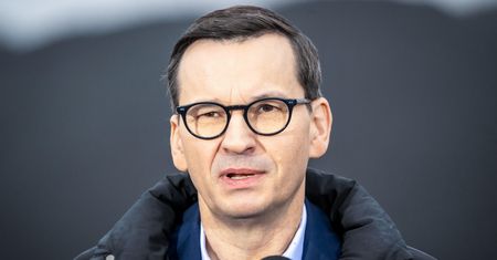 Tusk gorszy niż wojna? Atak Morawieckiego szybko zripostowany