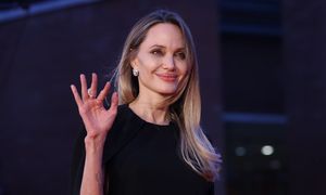 Angelina Jolie zamierza OPUŚCIĆ HOLLYWOOD. Już wystawiła na sprzedaż swoją willę. "Jedynym sposobem na odpoczynek jest wyprowadzka"
