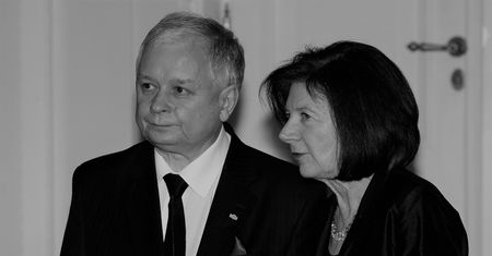 Rocznica pogrzebu Lecha i Marii Kaczyńskich. Oto, co prezydent przed śmiercią wyznał kard. Dziwiszowi