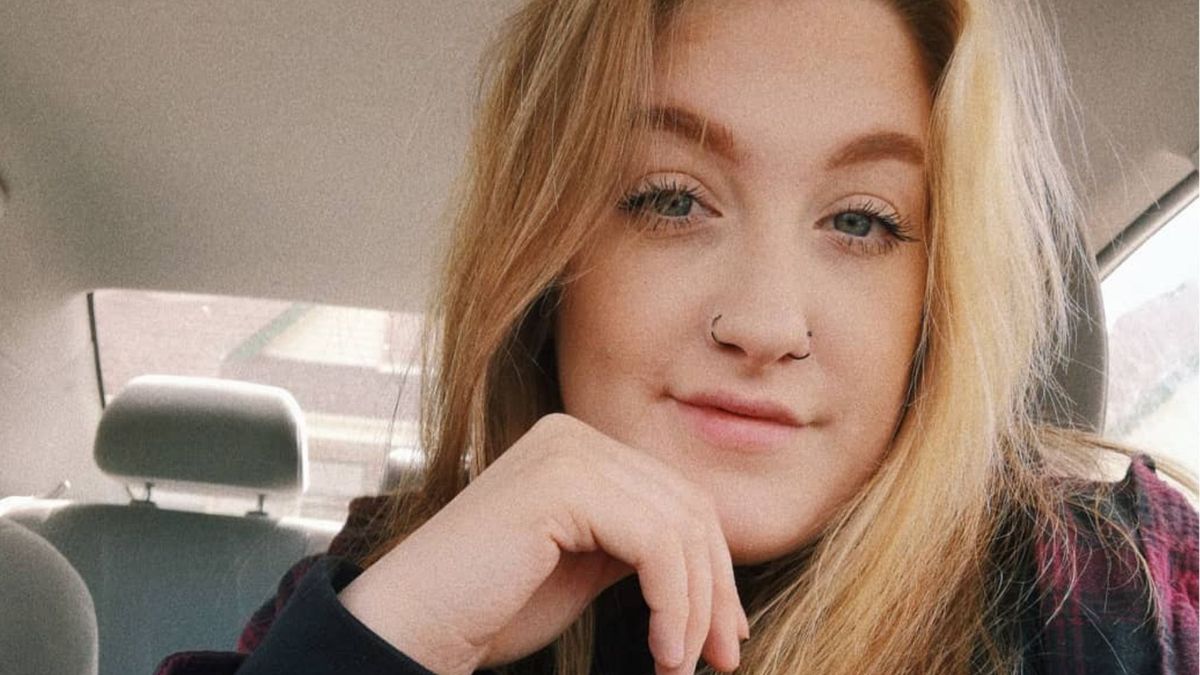 Fryzjerka zniszczyła jej włosy