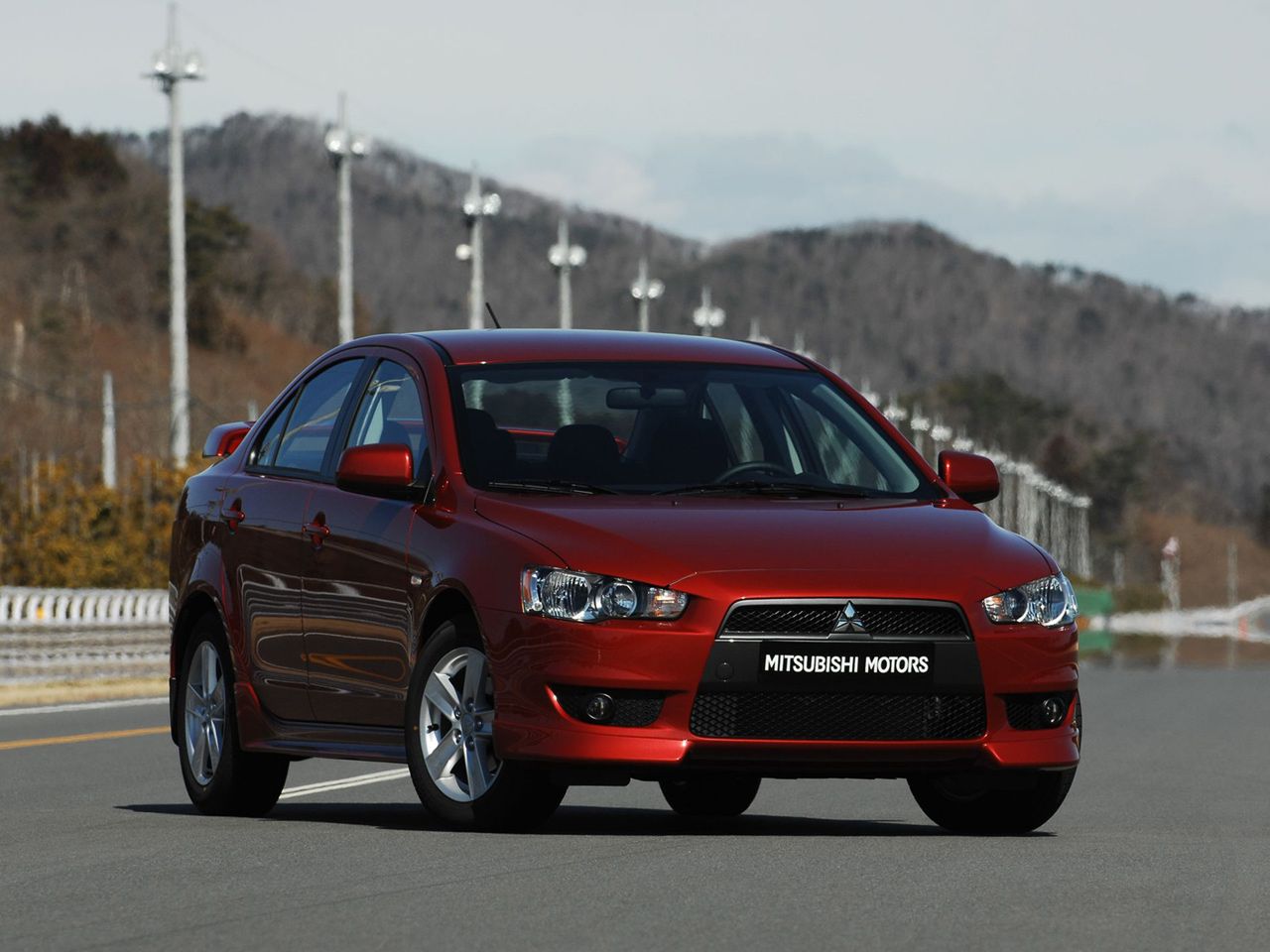 Mitsubishi Lancer VIII często jest nazywany Lancerem X ze względu na model Evolution. W praktyce to ósma generacja.