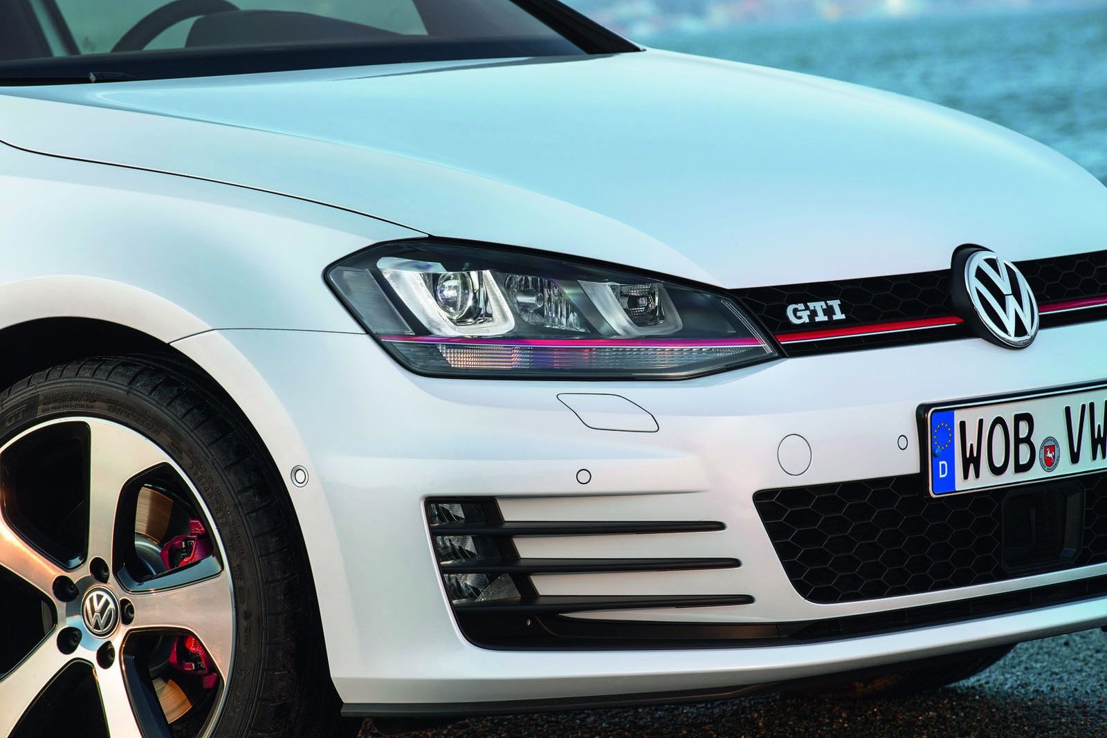 Volkswagen Golf VII GTI - efektowne zdjęcia rasowego hot-hatcha [galeria] 26