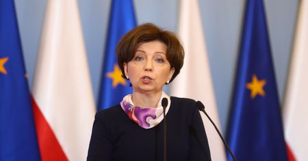 W piątek wypłata. Ministerstwo potwierdza. Emerycie, sprawdź konto