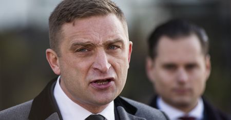 Bąkiewicz ustawił słup przy granicy z Niemcami. Ruch prokuratury