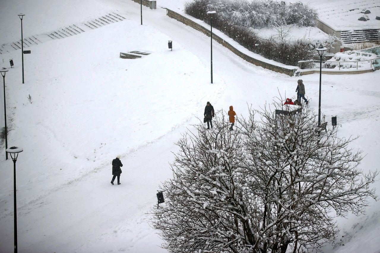 Pogoda na grudzień. "Ataków zimy może być całkiem sporo"