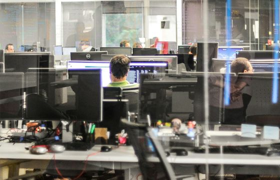 Takiego badania jeszcze nie było. Ujawniono, ile zarabiają dziennikarze lokalni