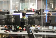 Ile zarabiają dziennikarze lokalni? Badanie Fundacji Media Forum