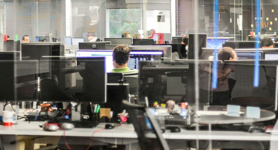 Takiego badania jeszcze nie było. Ujawniono, ile zarabiają dziennikarze lokalni