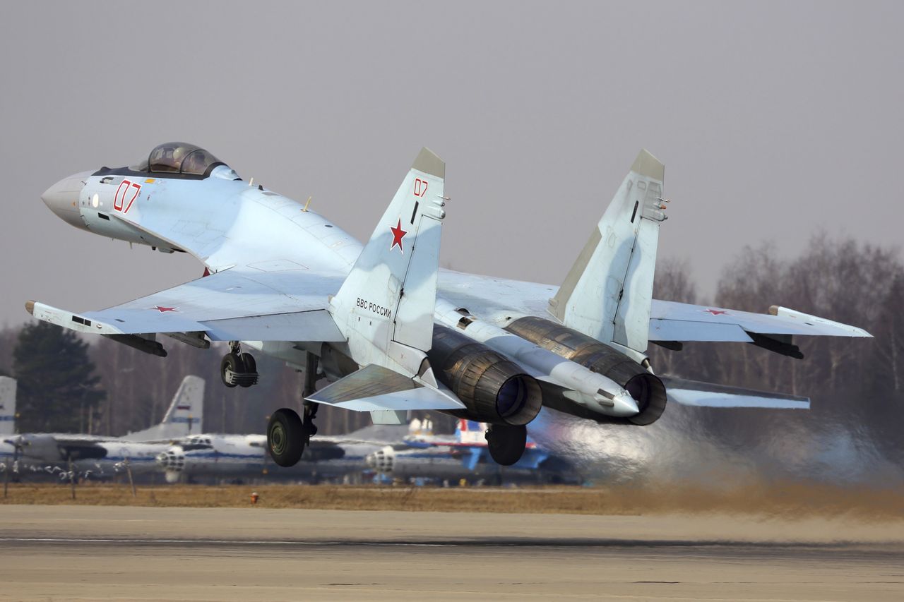 Su-35S - zdjęcie ilustracyjne