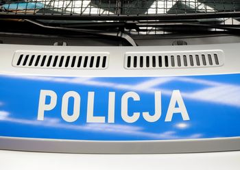 Zostawił portfel na sklepowej półce. Chwilę później zniknęły dokumenty i 400 złotych