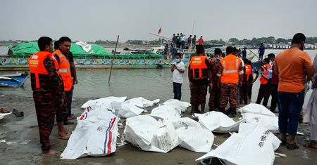 Bangladesz. Łódź rozerwana na dwie części, większość pasażerów nie żyje