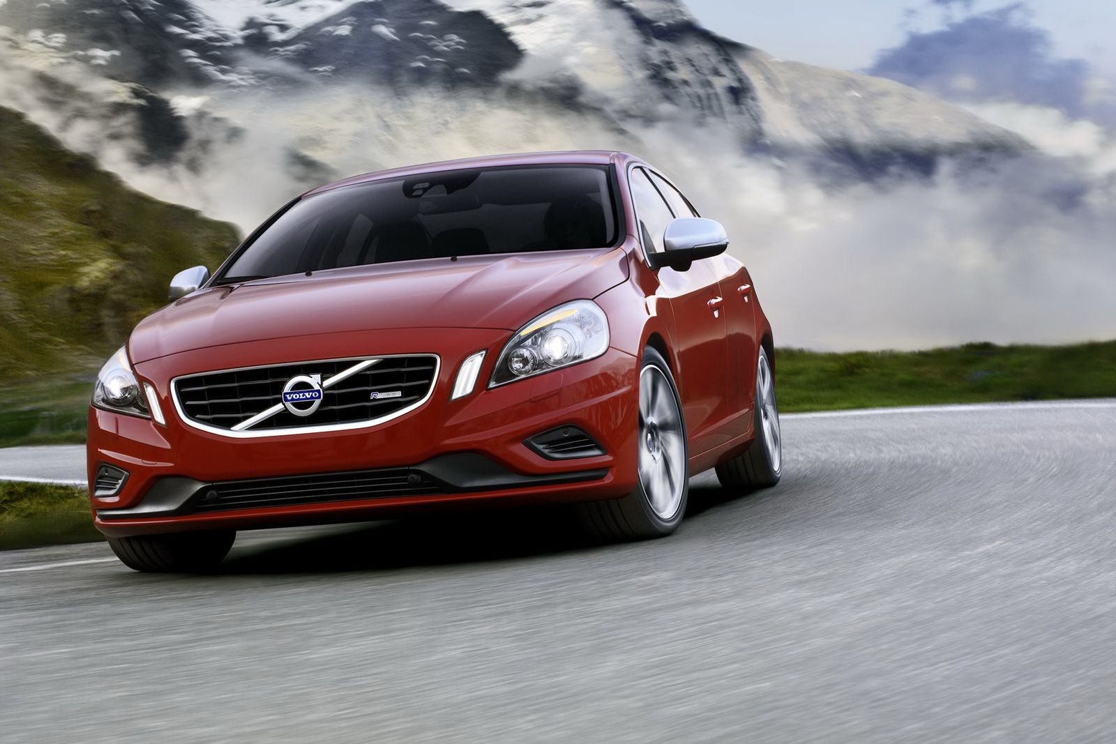 Volvo-S60-V60-R-Design