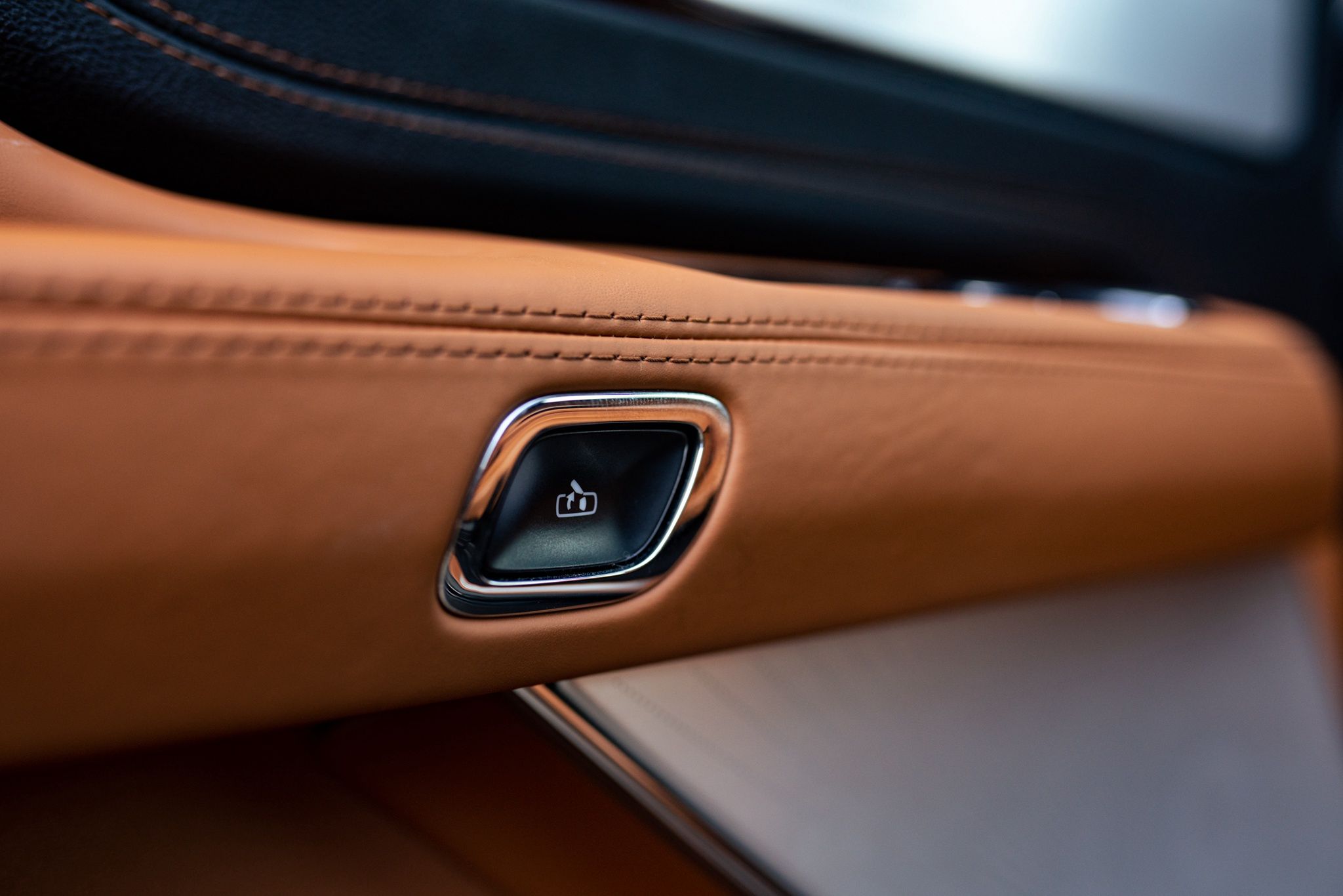 Lincoln Aviator Black Label Grand Touring