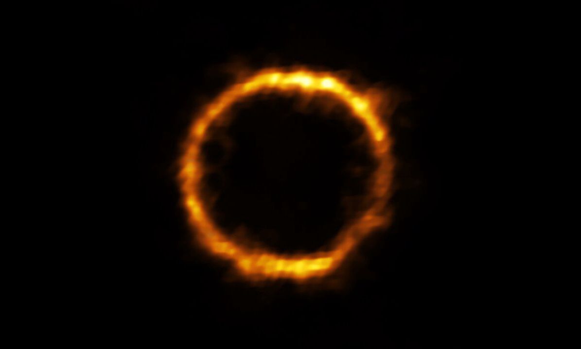 Dziwny pierścień światła. Niezwykłe odkrycie astronomów