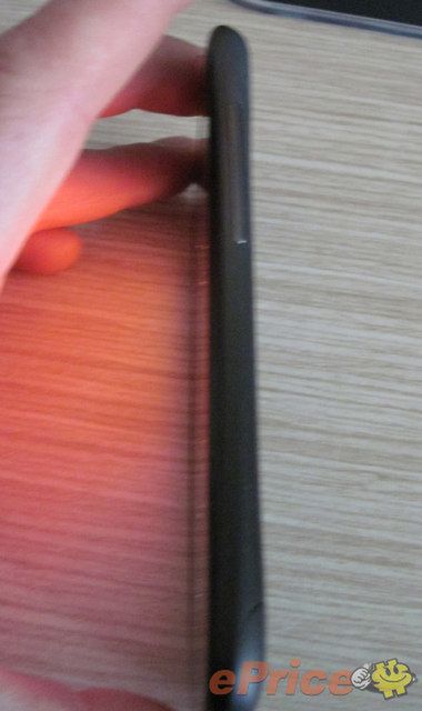 HTC Ville ponownie uchwycony na fotkach [galeria] 3