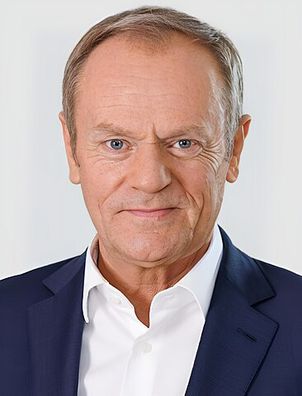 Ostry spór na linii rząd–prezydent. Tusk krytykuje wizytę w Budapeszcie