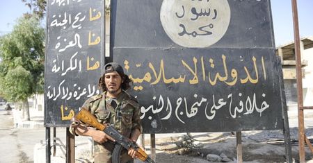 ISIS planuje uwolnić najemników z obozów detencyjnych. Ustalenia USA