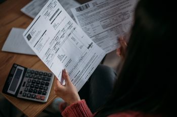 Niezapłacona faktura. Od tego trzeba zacząć, jeśli chcesz odzyskać pieniądze