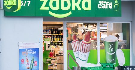 Błąd w aplikacji Żabki. Klienci mogli robić darmowe zakupy