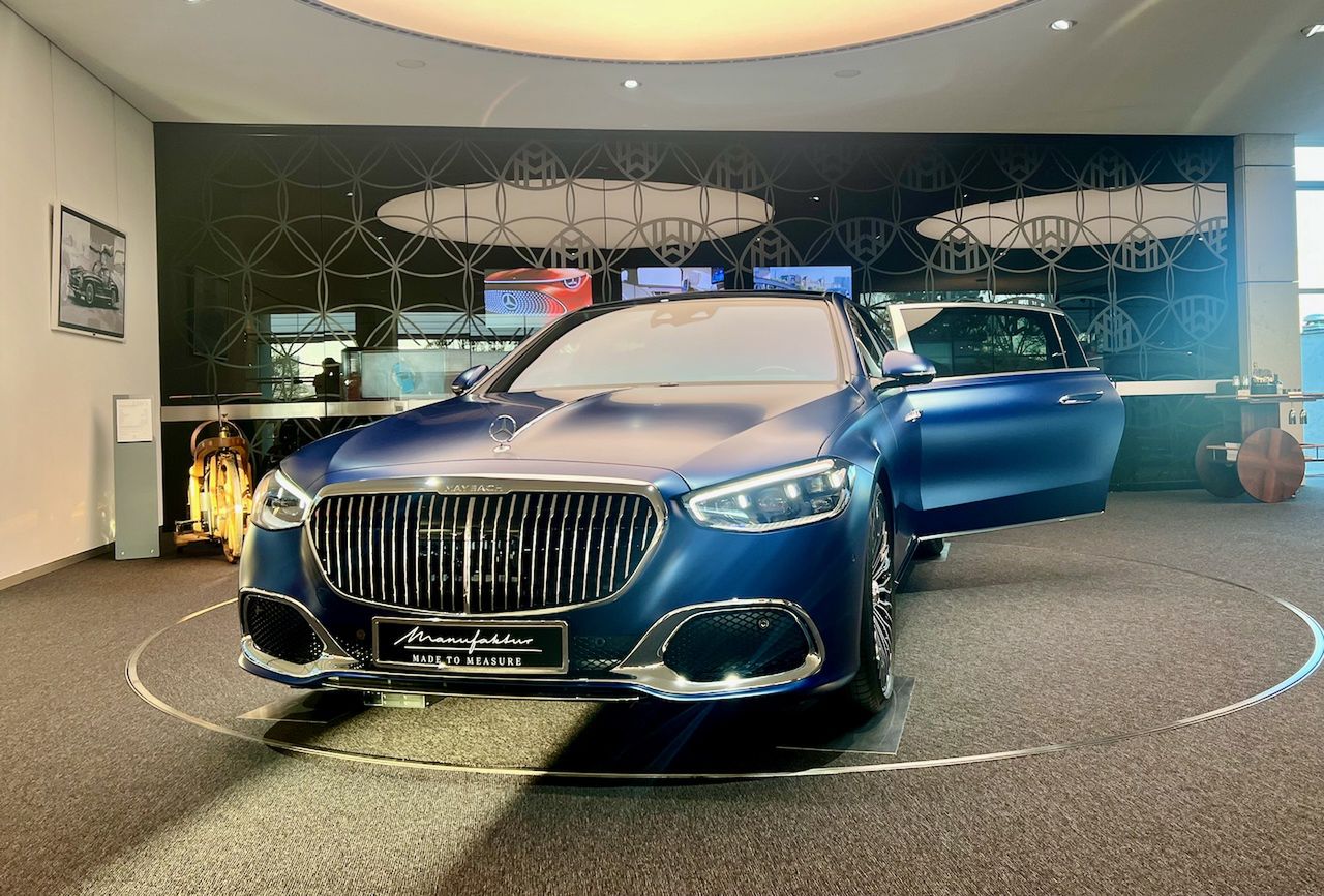 Przykład personalizacji Maybacha S680 ze studia Manufaktur