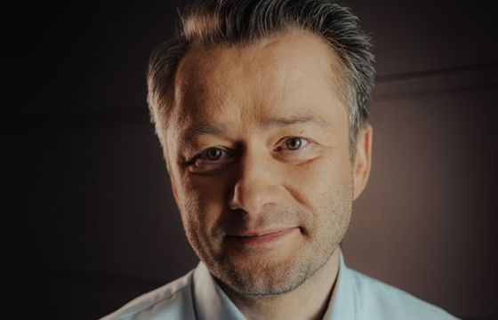 Jarosław Kuźniar wykorzystuje sztuczną inteligencję. „Zaczynamy się dobrze dogadywać”