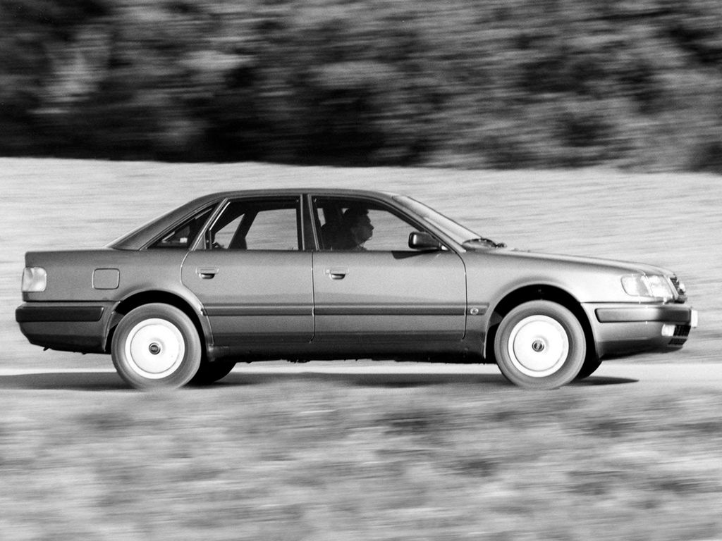 Audi 100 2