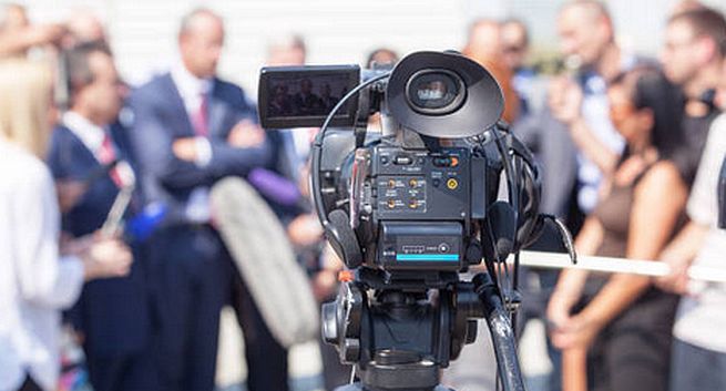 250 pozwów SLAPP rocznie w Europie. Polska niechlubnym liderem