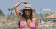 50-letnia Eva Longoria zachwyca formą w różowym bikini na plaży w Marbelli