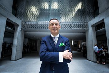 Ekspert: Seniorzy najmniej biegli w ekonomii