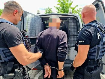 Kalisz: Policjanci zatrzymali podejrzanego o morderstwo