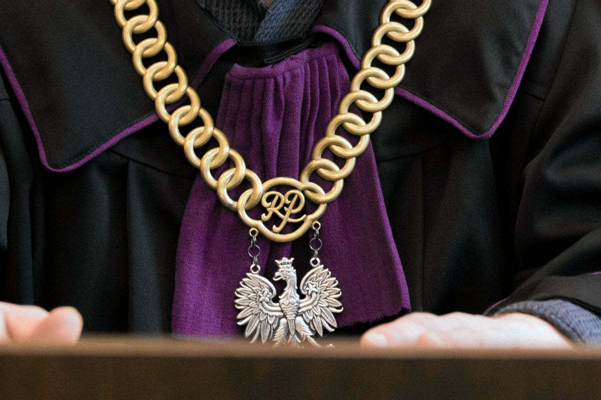 Żołnierz potrącił dziecko na pasach. Prokurator spóźnił się ze sprzeciwem