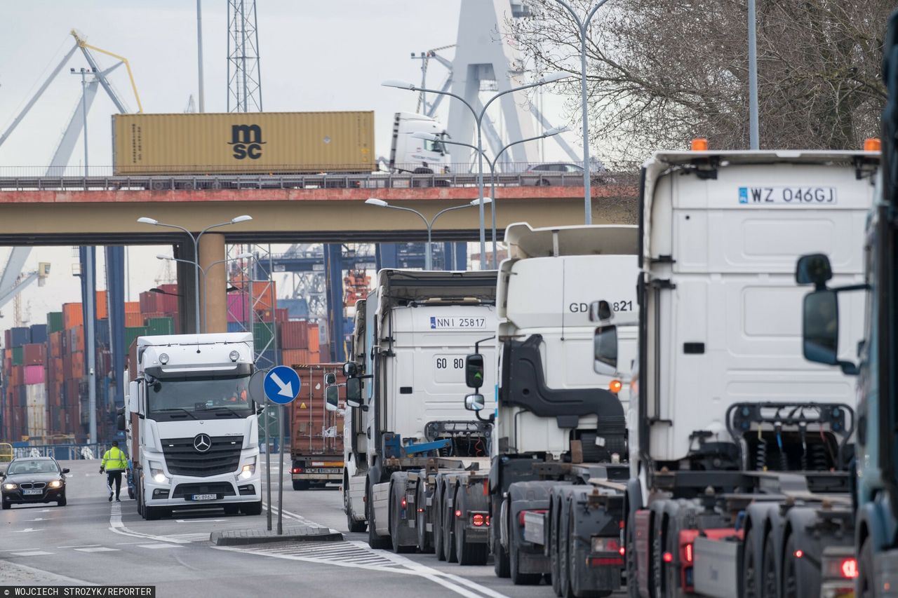 Firmy walczą o przetrwanie. Branża tonie w długach