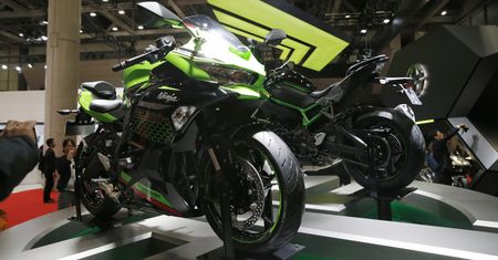 Kawasaki jako jeden z pierwszych producentów jednośladów wprowadzi asystentów jazdy dla motocykli