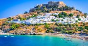 Lecieli na Rodos. Na miejscu odkryli, że ktoś ich okradł