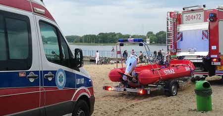 O krok od tragedii w Zalewie Zemborzyckim. Z mola wskoczył do wody. Był pod wodą 30 minut