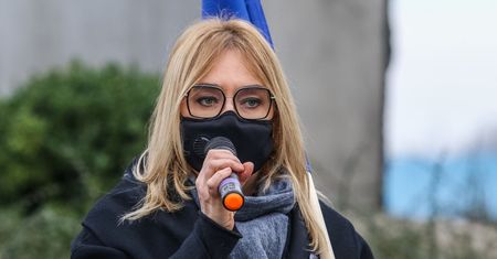 Dwa lata od śmierci Adamowicza. Żona nosi jego obrączkę