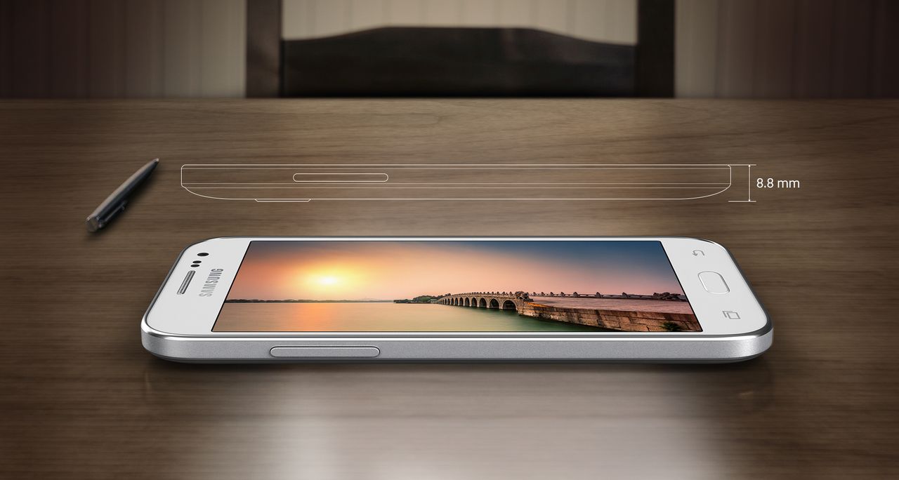 Samsung Galaxy Win 2 to 64-bitowy smartfon z 4,5-calowym ekranem i łącznością LTE