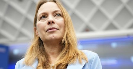 Polska 2050 zapowiada: zaostrzymy zakaz reklamy alkoholu