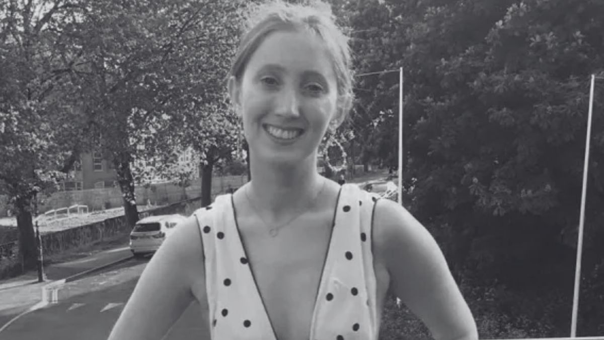 Chloe Moffat nie żyje.