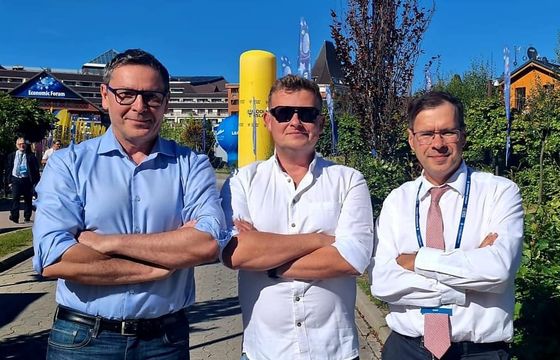 Byli dziennikarze wPolsce24 mają spółkę. Udziałowcami Karnowski i były agent CBA