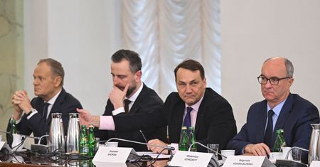Nawrocki zakończył przemówienie. Nikt nie mógł zareagować