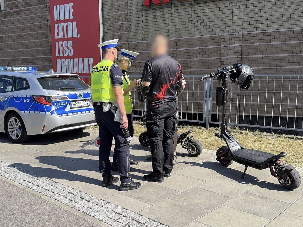 Warszawa: Zero tolerancji dla użytkowników hulajnóg. 113 mandatów