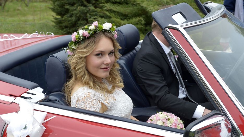 Magdalena Lamparska na planie serialu "To nie koniec świata"