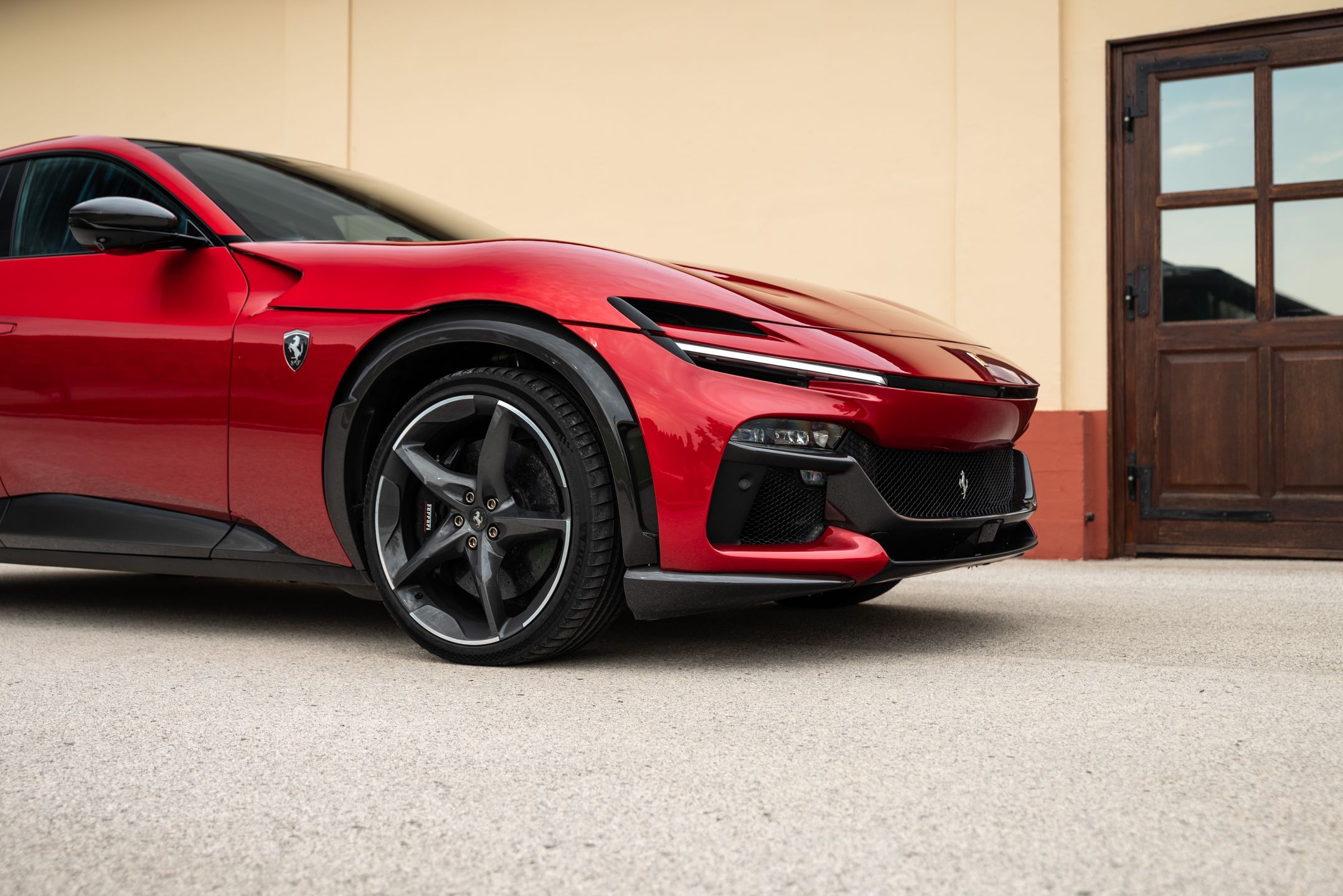 Ferrari Purosangue Handling Speciale