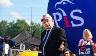 Zaskoczył czapką. Kaczyński przeprasza i się tłumaczy