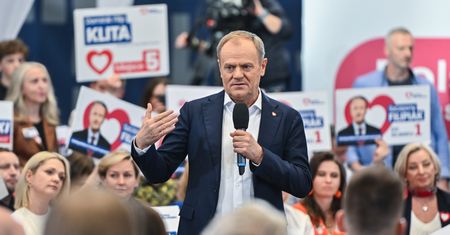 Tusk zatrudnił głównych doradców. To współautorzy jego książek