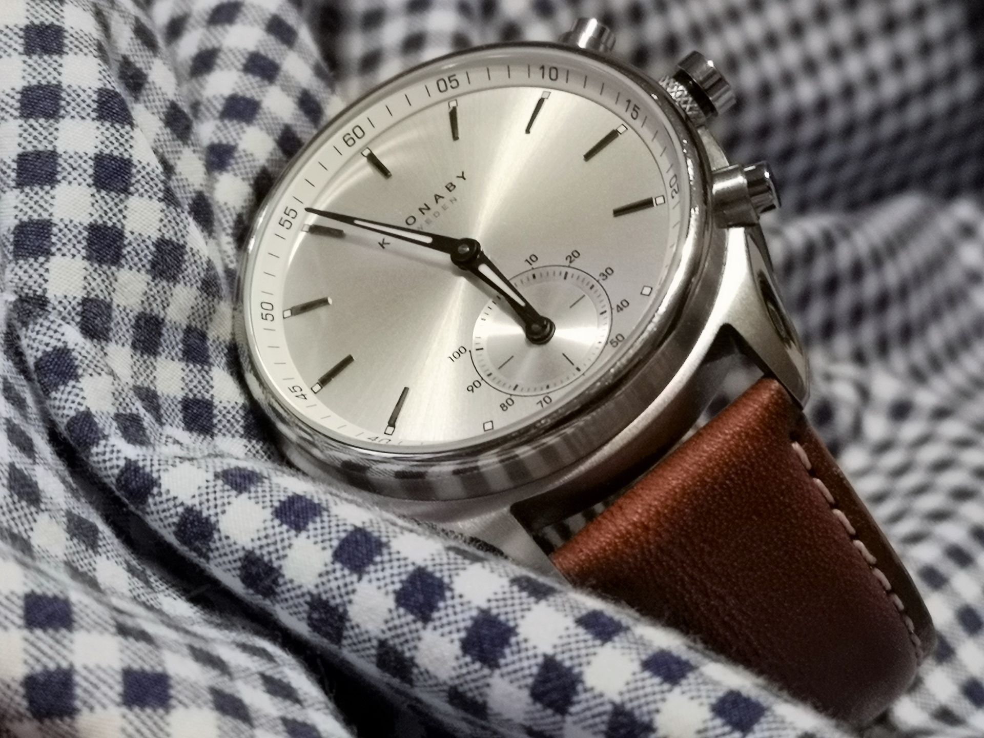 Test zegarka hybrydowego Kronaby Sekel A1000-0713. Mariaż nowoczesnej technologii z elegancją 5