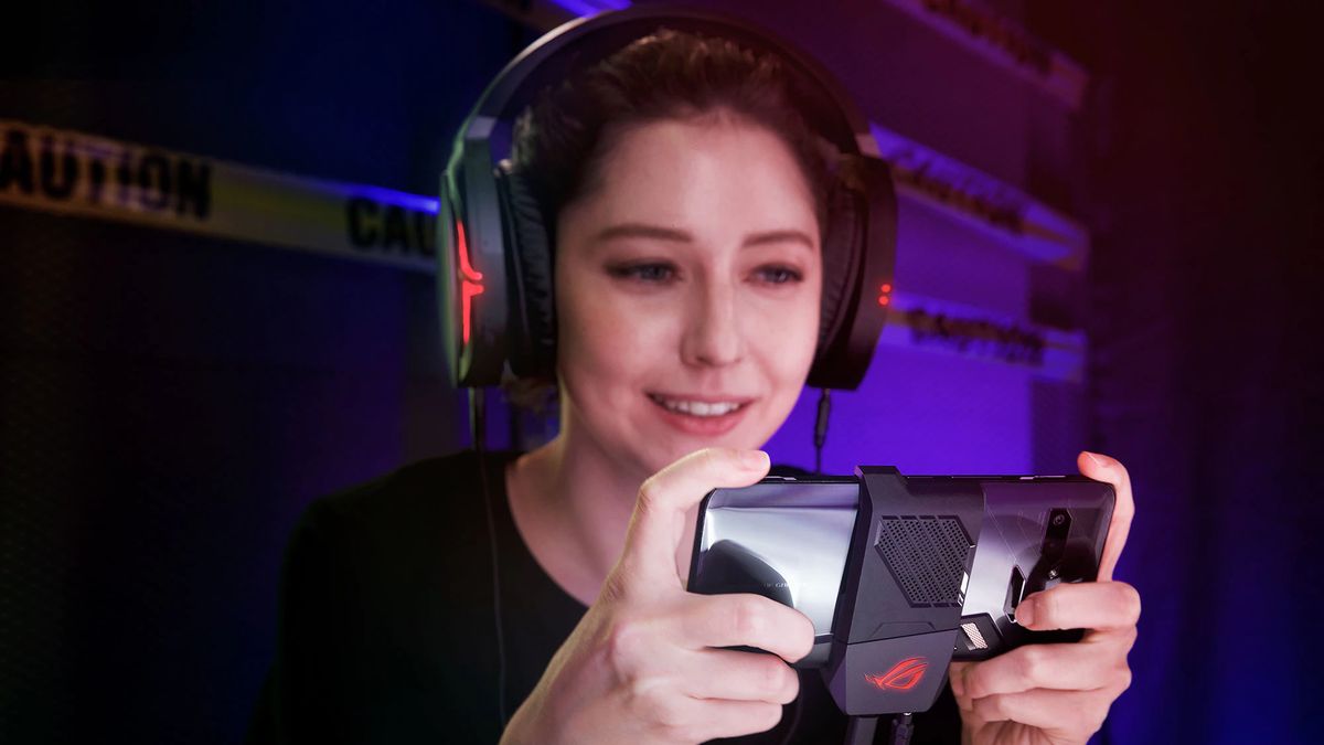 ASUS ROG Phone oficjalnie. Potężny i nafaszerowany technologiami smartfon dla graczy 1
