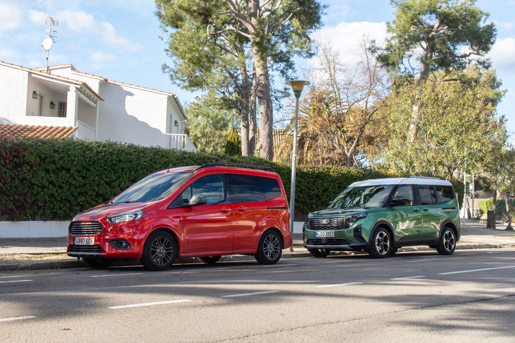 Ford Tourneo i Transit Courier 2024