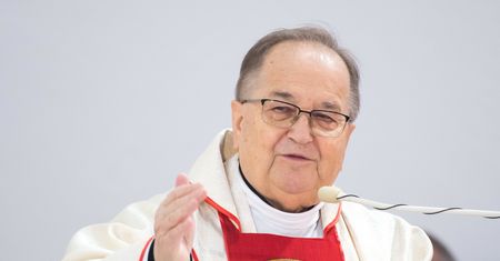 Gigantyczne przelewy dla Rydzyka. "Skala nie do wyobrażenia"